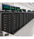 Local technique avec rack de lecteurs de k7 audio
