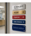 Signaletique de cabinet medical en plaques gravees finitions speciales