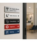 Plaques signalétiques en plastique bicouche gravées pour cabinet médical et salle d’attente
