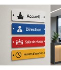Plaques bicouche personnalisées gravées avec différents coloris pour signalétique professionnelle