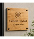 Plaque en bois personnalisée gravée pour cabinet médical